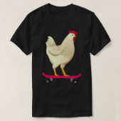 Funny Cute Skateboarding Chicken Animal Gift  Tシャツ (デザイン正面)