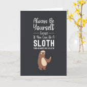 Funny Cute Sloth Cards Animal Humorous Lover Humor カード (黄色い花)