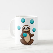 Funny Cute Sloth Juggling Circus Balls Juggling 	  コーヒーマグカップ (正面左)