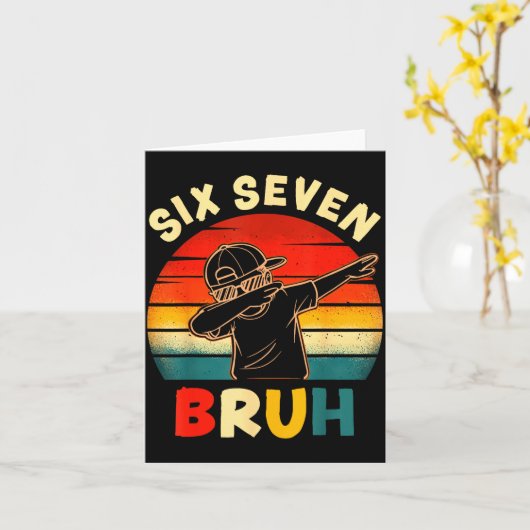 Funny Dabbing Boy Six Seven Bruh 67 Meme 6 7 Slang カード (黄色い花)