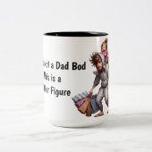 Funny Dad Coffee “Father Figure”  Dad Bod Mug ツートーンマグカップ (中央)