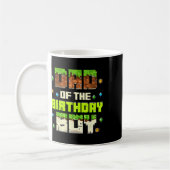 Funny Dad Of The Birthday Boy Video Gamer Pixel Bd コーヒーマグカップ (左)