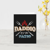 Funny Daddio Of The Patio Fathers Day Bbq Grill Qu カード (黄色い花)