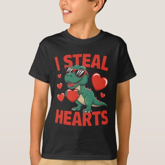 Funny Dinosaur Valentine Design With Hearts  Tシャツ (正面)