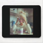 Funny Disgusting Doll Face Meme Smoking Sad Sarcas マウスパッド (正面)