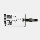 Funny Do I Look Like I Fly Economy Traveler Quote ラゲッジタグ (裏面横)