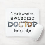 Funny Doctor Gifts | Awesome Doctor マウスパッド<br><div class="desc">Funny Awesome Doctor Gifts - This funny design makes a great appreciation gift for every Doctor!</div>
