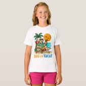 Funny Dog on Vacation T-Shirt | Cute Summer Tシャツ (正面フル)