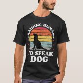Funny Dog Trainer Retro Sunset Design Tシャツ (正面)