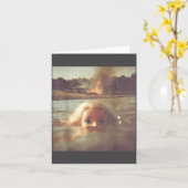 Funny Doll Face Swimming Meme  カード (黄色い花)