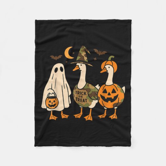 Funny Duck Duck Boo Halloween Costume Duck フリースブランケット (正面)