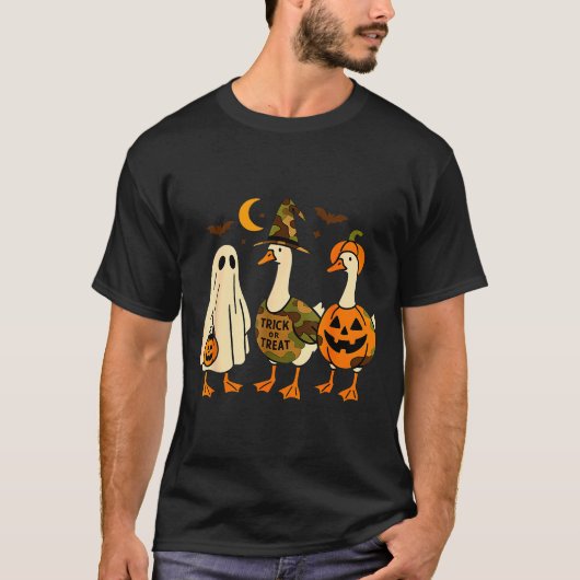 Funny Duck Duck Boo Halloween Costume Duck  Tシャツ (正面)