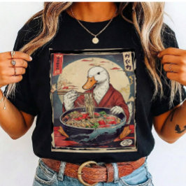 Funny Duck Eating Ramen Japanese for students  Tシャツ