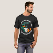 Funny Duck Graphic Life Quote Men Women Gift  Tシャツ (正面フル)