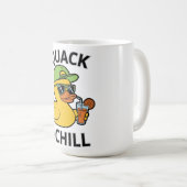 Funny Duck Quack & Chill – Yellow Duck with Sungla コーヒーマグカップ (正面右)