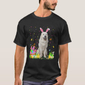 Funny Easter Egg Hunting Great Pyrenees Dog Easter Tシャツ (正面)