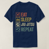 Funny Eat Sleep Jiu jitsu Repeat Distressed Retro  Tシャツ (デザイン正面)