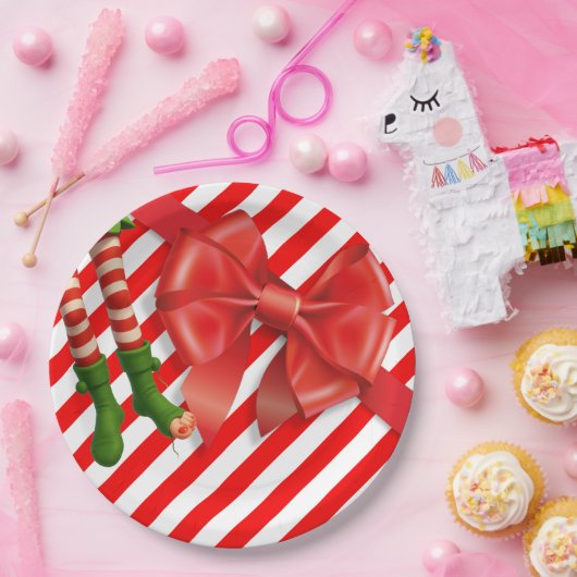 Funny Elf Legs Christmas | North Pole Mischief  ペーパープレート (パーティー)