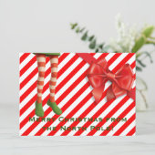 Funny Elf Legs Holiday Card | North Pole Mischief  シーズンカード (スタンド正面)