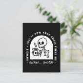 Funny email found me unwell tired corporate work ポストカード (スタンド正面)