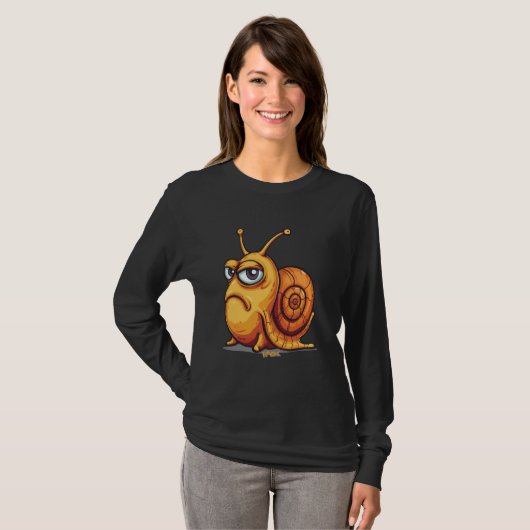 Funny evil grimace, cartoon snail with bad mood tシャツ (正面フル)