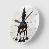 Funny Fierce Black Cat Cartoon  ラウンド壁時計 (傾斜)