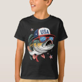 Funny Fishing &amp; Fisherman Gift American Flag  Tシャツ (正面)