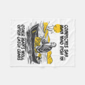 Funny Fishing Quote Confucius Say Fish In Other's  フリースブランケット (正面(横))