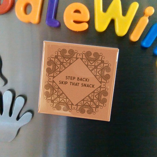 Funny Fridge Step Back! Skip That Snack Border Art マグネット