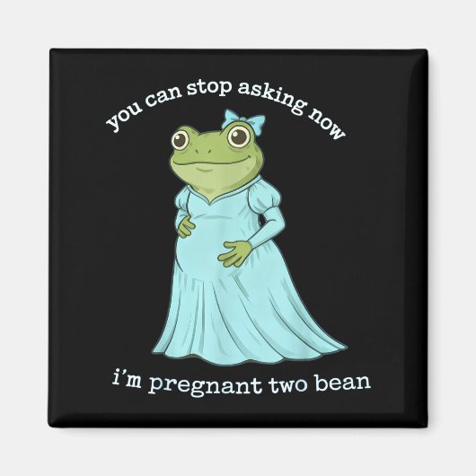 Funny Frog Pregnancy Announcement Medieval Pregnan マグネット (正面)