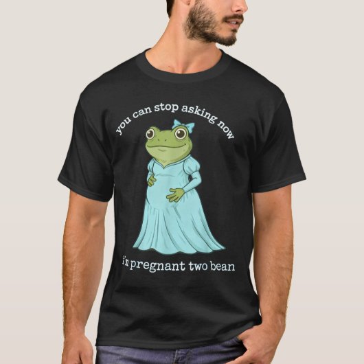 Funny Frog Pregnancy Announcement Medieval Pregnan Tシャツ (正面)