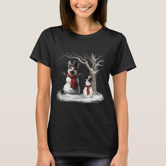 Funny German Shepherd Dog In The Snow Tree Christm Tシャツ (正面)