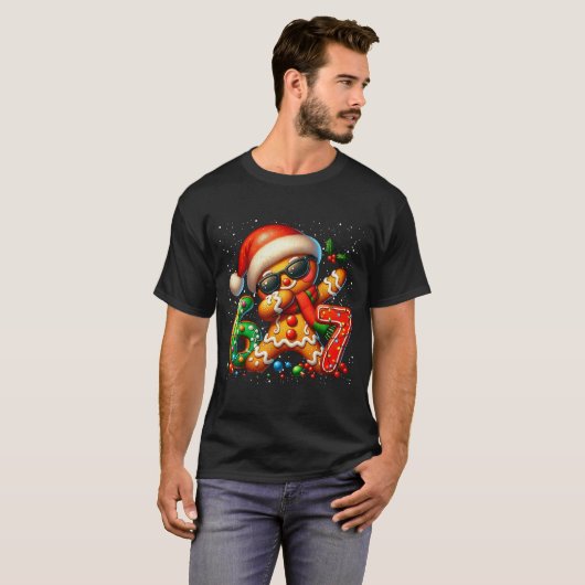Funny Gingerbread Dabbing Six Seven 67 Meme Christ Tシャツ (正面フル)