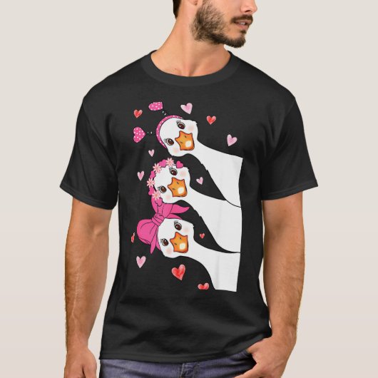 Funny Goose Happy Valentine Goose Cute Heart Lover Tシャツ (正面)