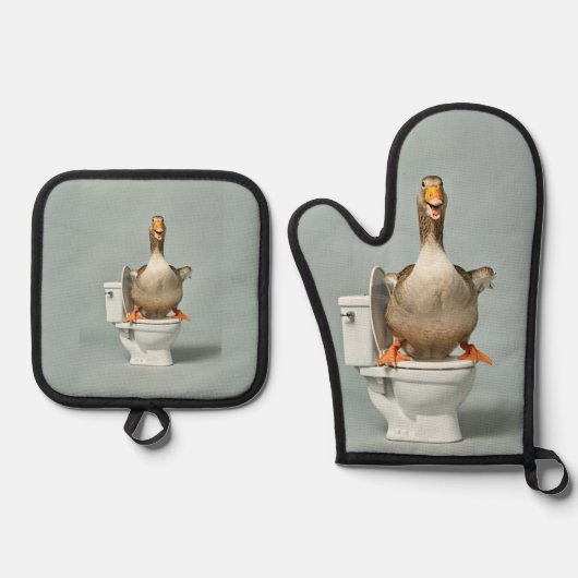 funny goose in toilet 鍋つかみ&鍋敷きセット (正面)