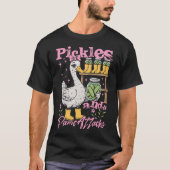 Funny Goose Meme Pickle Cucumber Pickles And Panic Tシャツ (正面)