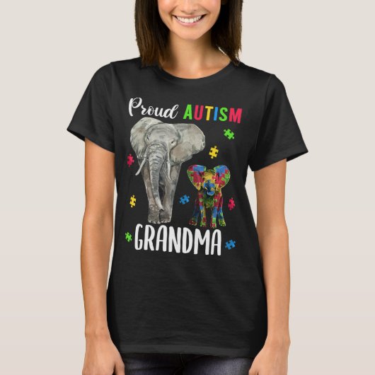 Funny Grandmas Autism Awareness Tshirt For Women.  Tシャツ (正面)