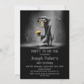 Funny Grim Reaper with Cupcake Birthday Party 招待状 (正面)