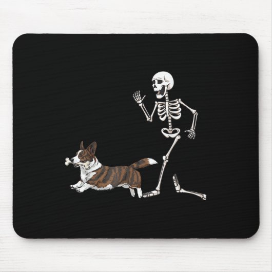 Funny Halloween Cardigan Welsh Corgi And Skeleton マウスパッド (正面)