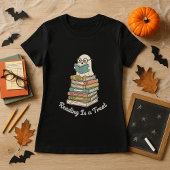 Funny Halloween Librarian Reading Is A Treat Tシャツ
