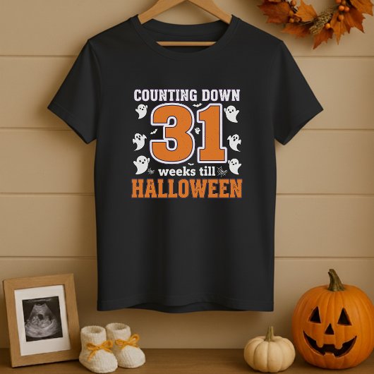 Funny Halloween Pregnancy Tee; 31 Weeks Countdown  Tシャツ