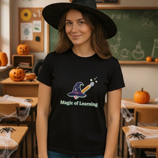 Funny Halloween Teacher Gift Magic of Learning Tシャツ
