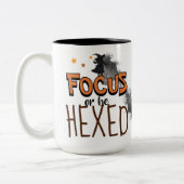 Funny Halloween Witch Coffee Focus Be Hexed Gift ツートーンマグカップ (左)