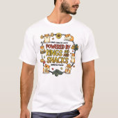 Funny Hamster Rings and Snacks Quote Tシャツ (正面)