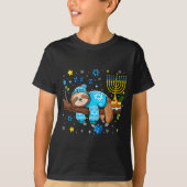 Funny Hanukkah Sloth Jewish Chanukah Sleeng Hanukk Tシャツ (正面)