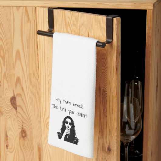 Funny Hey, Train Wreck This Isn't Your Station  キッチンタオル (三つ折り)