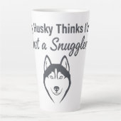 Funny Husky Dog Snuggler カフェラテマグ (正面)