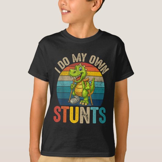 Funny I Do My Own Stunts Dinosaur Surgery Injured  Tシャツ (正面)