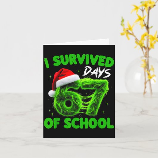Funny I Survived 67 Days Of School Christmas Kids  カード (黄色い花)