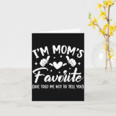 Funny I'm Mom's Favorite Son Daughter In Law Favor カード (黄色い花)